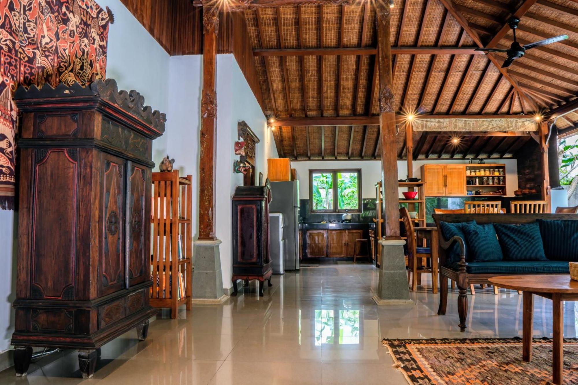 Rumah Joglo Ubud  Exterior photo